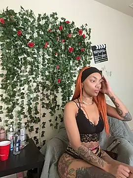 butterflybootyy online show from November 29, 3:04 pm