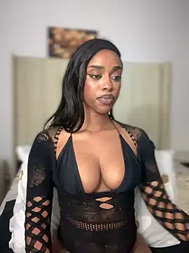 Snapshot of BhadBhad_Kitty chatting on October 4, 7:01 pm BhadBhad Kitty online show from October 4, 7:01 pm