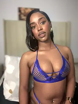 Snapshot of BhadBhad_Kitty chatting on October 11, 3:28 am BhadBhad Kitty online show from October 11, 3:28 am