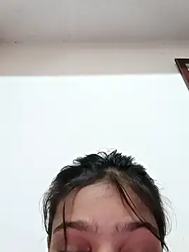 Snapshot of Riyu_05 chatting on December 12, 9:51 am Riyu 05 online show from December 12, 9:51 am