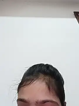 Snapshot of Riyu_05 chatting on December 14, 6:56 am Riyu 05 online show from December 14, 6:56 am