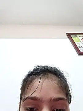 Snapshot of Riyu_05 chatting on December 18, 6:10 am Riyu 05 online show from December 18, 6:10 am