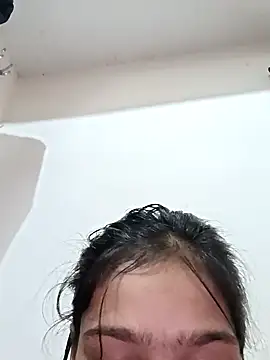 Snapshot of Riyu_05 chatting on January 2, 10:16 am Riyu 05 online show from January 2, 10:16 am