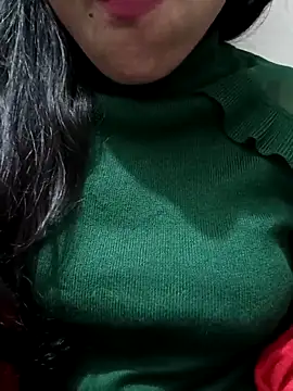 Snapshot of Riyu_05 chatting on January 13, 10:25 am Riyu 05 online show from January 13, 10:25 am