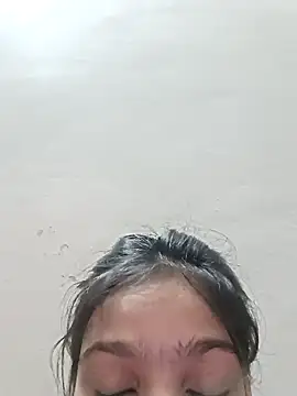 Snapshot of Riyu_05 chatting on January 29, 9:44 am Riyu 05 online show from January 29, 9:44 am