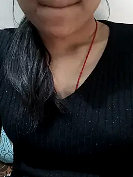 Snapshot of Riyu_05 chatting on February 7, 11:01 am Riyu 05 online show from February 7, 11:01 am