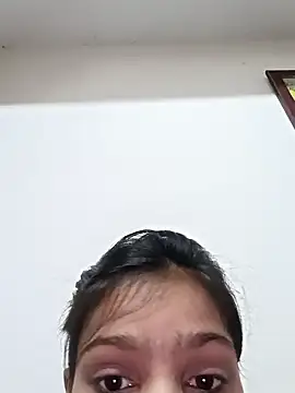 Snapshot of Riyu_05 chatting on February 8, 6:01 am Riyu 05 online show from February 8, 6:01 am