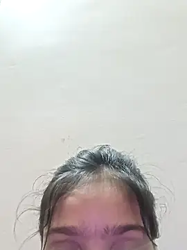 Snapshot of Riyu_05 chatting on February 13, 10:23 am Riyu 05 online show from February 13, 10:23 am