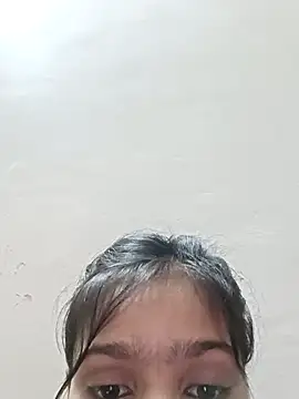 Snapshot of Riyu_05 chatting on February 15, 10:22 am Riyu 05 online show from February 15, 10:22 am