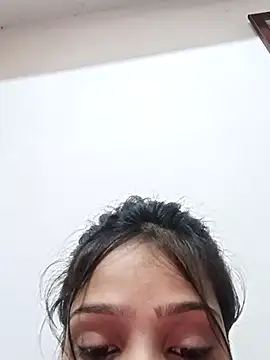 Snapshot of Riyu_05 chatting on February 25, 10:04 am Riyu 05 online show from February 25, 10:04 am