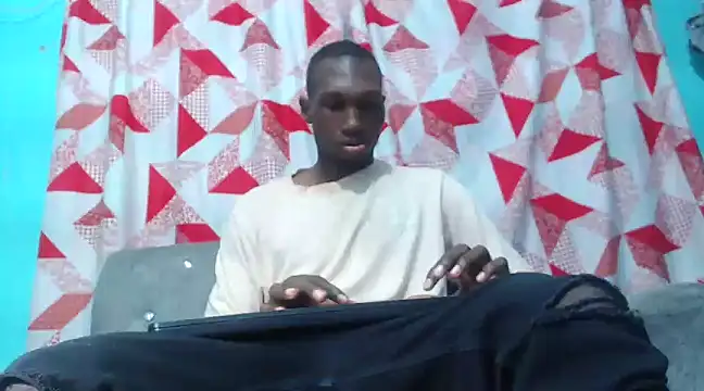 Snapshot of black30cmdick chatting on January 9, 4:19 am black30cmdick online show from January 9, 4:19 am