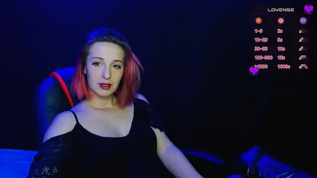 Snapshot of AgathaNoxe chatting on December 6, 12:34 am AgathaNoxe online show from December 6, 12:34 am