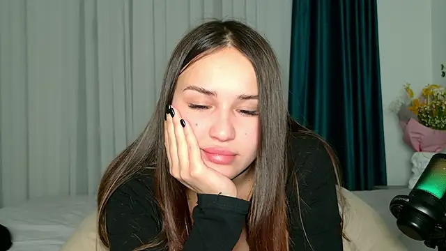 Brenda M00n online show from March 15, 4:32 pm