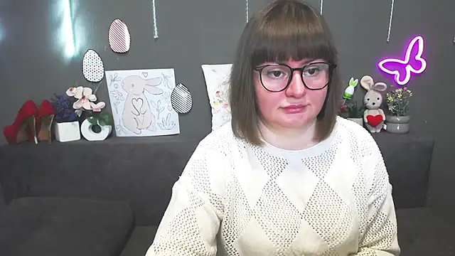 ZannaDreil online show from April 12, 6:02 pm