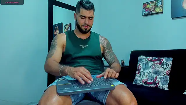 SamirHazard97 online show from March 6, 2:19 am