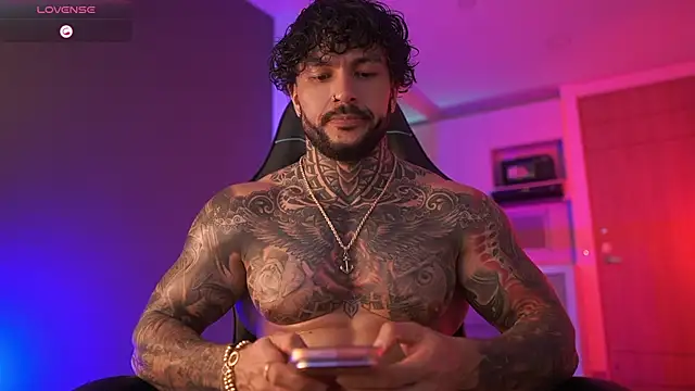 Snapshot of mariano_costa chatting on January 10, 1:40 am mariano costa online show from January 10, 1:40 am