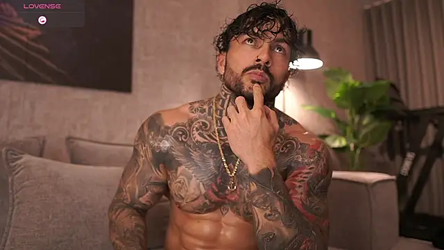 Snapshot of mariano_costa chatting on February 16, 1:35 am mariano costa online show from February 16, 1:35 am