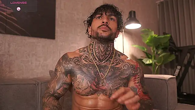 Snapshot of mariano_costa chatting on March 3, 5:24 am mariano costa online show from March 3, 5:24 am