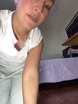 michel ex33 online show from February 10, 9:08 pm