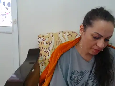 Snapshot of MissElla chatting on March 2, 8:59 am MissElla online show from March 2, 8:59 am