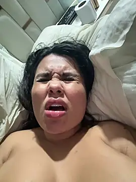 valeria2019hot online show from February 18, 4:15 am