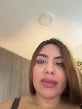 Snapshot of valeria2019hot chatting on February 10, 1:37 pm valeria2019hot online show from February 10, 1:37 pm
