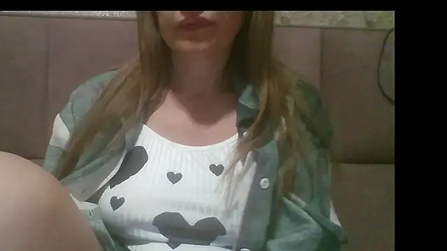 Sladkiegubki online show from September 24, 11:30 pm