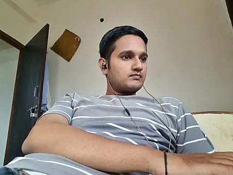 Jonrobinso online show from October 8, 4:21 am