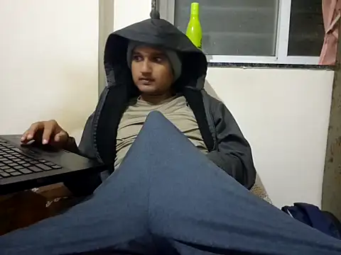 Jonrobinso online show from December 22, 3:09 pm