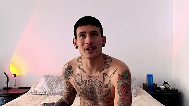 anika lowen02 online show from December 4, 3:21 pm