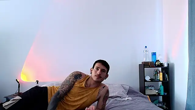 anika lowen02 online show from December 10, 3:44 pm