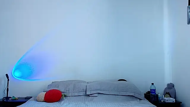 anika lowen02 online show from January 20, 4:45 pm