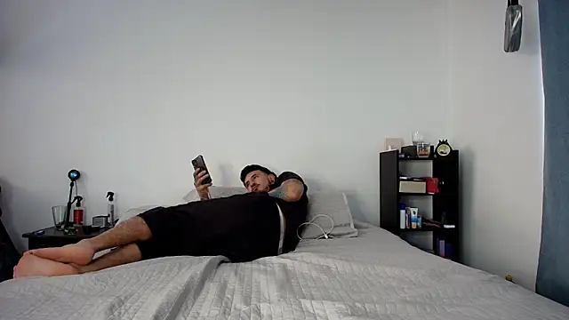 anika lowen02 online show from February 19, 8:31 pm