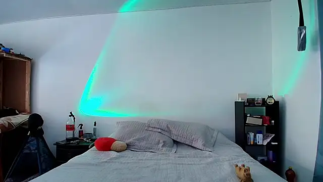 anika lowen02 online show from February 20, 2:02 pm