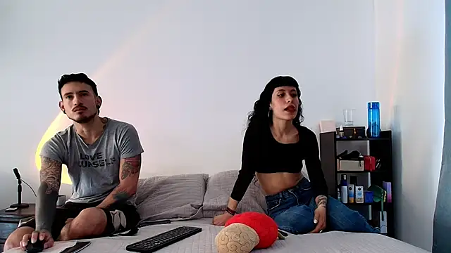 anika lowen02 online show from March 14, 5:02 pm