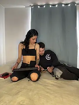 anika lowen02 online show from October 25, 6:35 pm