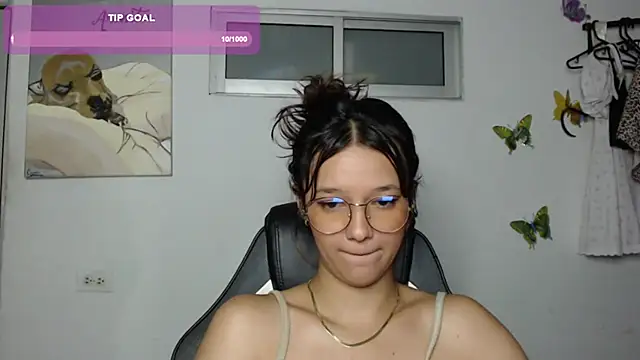 Snapshot of _Denis_sweet chatting on January 24, 4:27 am Denis sweet online show from January 24, 4:27 am