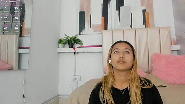 miranda villa online show from November 13, 12:26 pm