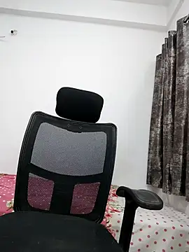 sanaya baby online show from March 23, 5:39 pm