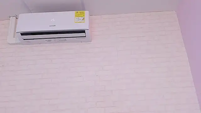 Tiffany mendez online show from February 15, 6:23 pm