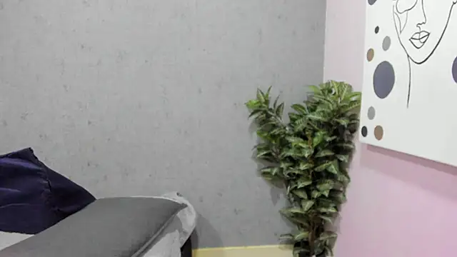 Tiffany mendez online show from February 5, 12:10 pm