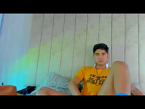 Snapshot of Muichiro_tokito1 chatting on January 11, 9:26 am Muichiro tokito1 online show from January 11, 9:26 am