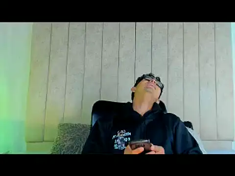 Snapshot of Muichiro_tokito1 chatting on January 20, 4:32 am Muichiro tokito1 online show from January 20, 4:32 am