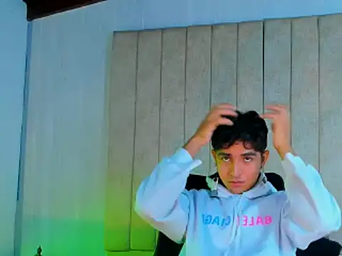 Snapshot of Muichiro_tokito1 chatting on January 22, 3:31 am Muichiro tokito1 online show from January 22, 3:31 am