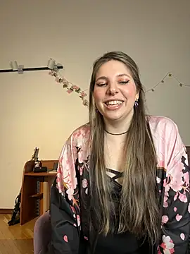 Snapshot of Annie_aww chatting on March 23, 12:26 am Annie aww online show from March 23, 12:26 am