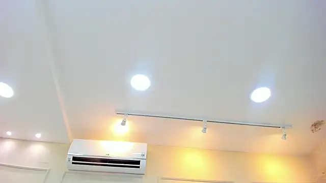 Snapshot of nahomygrey_ chatting on March 15, 11:39 pm nahomygrey online show from March 15, 11:39 pm