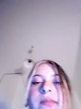 sammymoon online show from December 5, 6:10 am