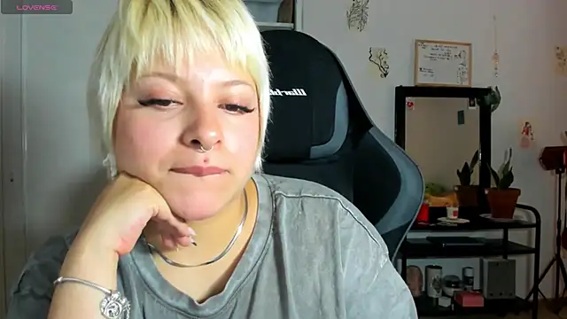 sammymoon online show from July 7, 8:18 am
