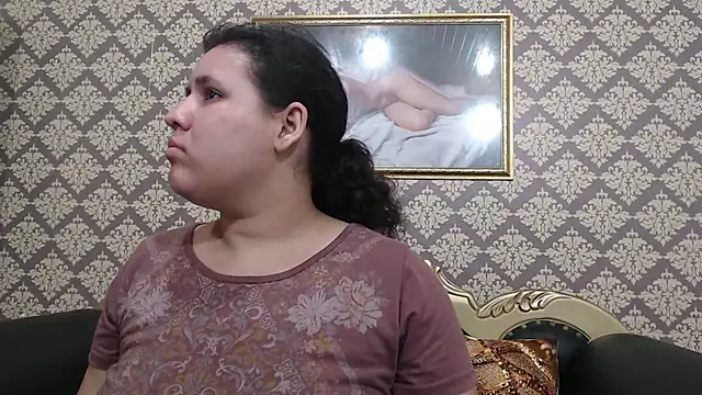 Snapshot of candy_hairy chatting on November 30, 3:21 am candy hairy online show from November 30, 3:21 am