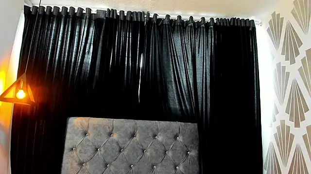 JulessCornett online show from March 14, 8:17 pm